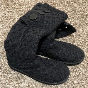 UGG Women's Classic Cardy Winter Boot